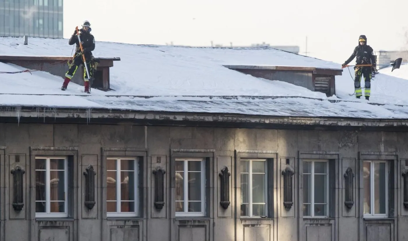 Ettevaatust! Enne suurt sula tuleb katused lumest puhastada (Ärileht)
